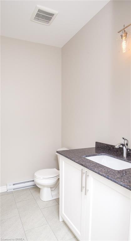 355 Wellington Street Property Photo 10