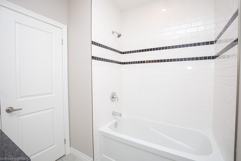 355 Wellington Street Property Photo 11