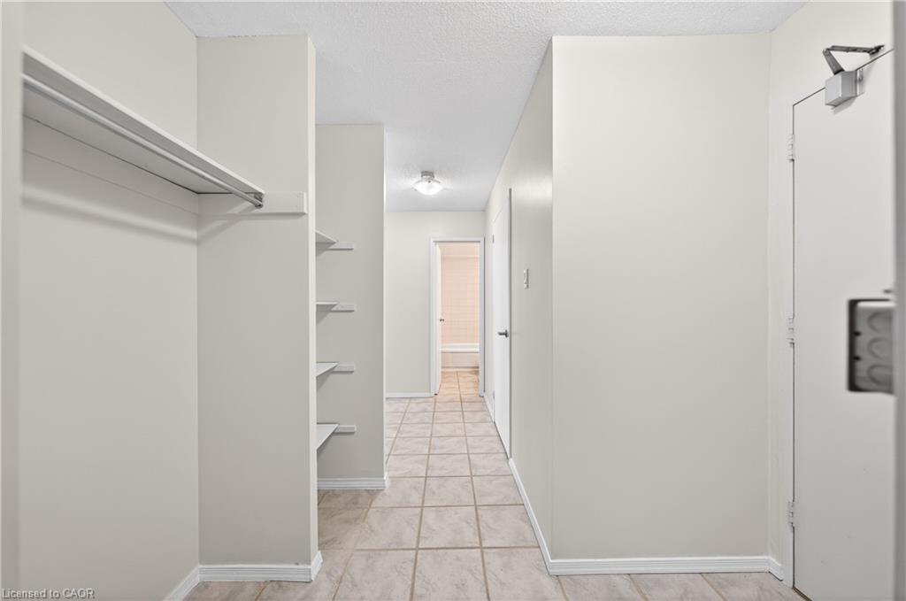 605-1100 Courtland Avenue E Property Photo 23