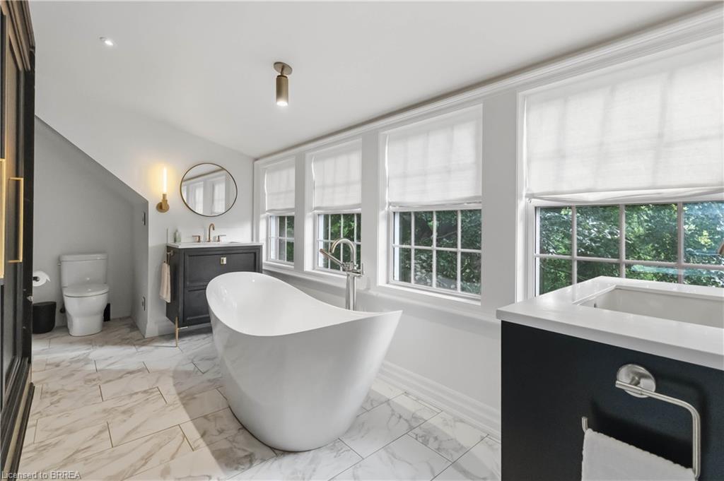 8 Tutela Heights Road Property Photo 29