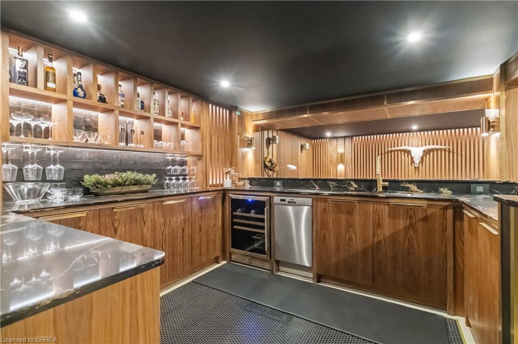 8 Tutela Heights Road Property Photo 34
