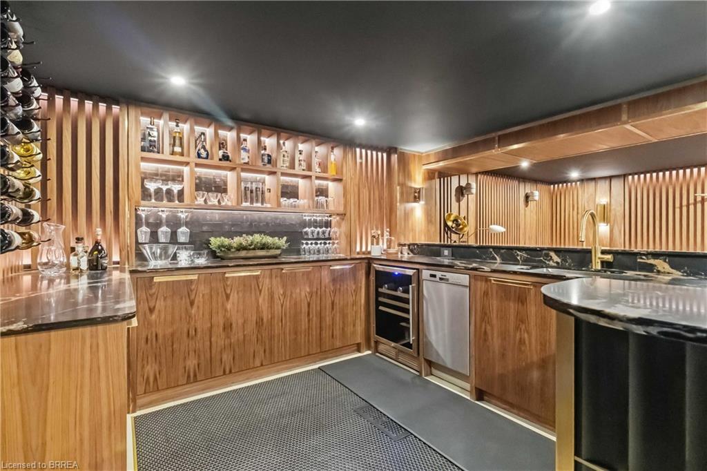 8 Tutela Heights Road Property Photo 35