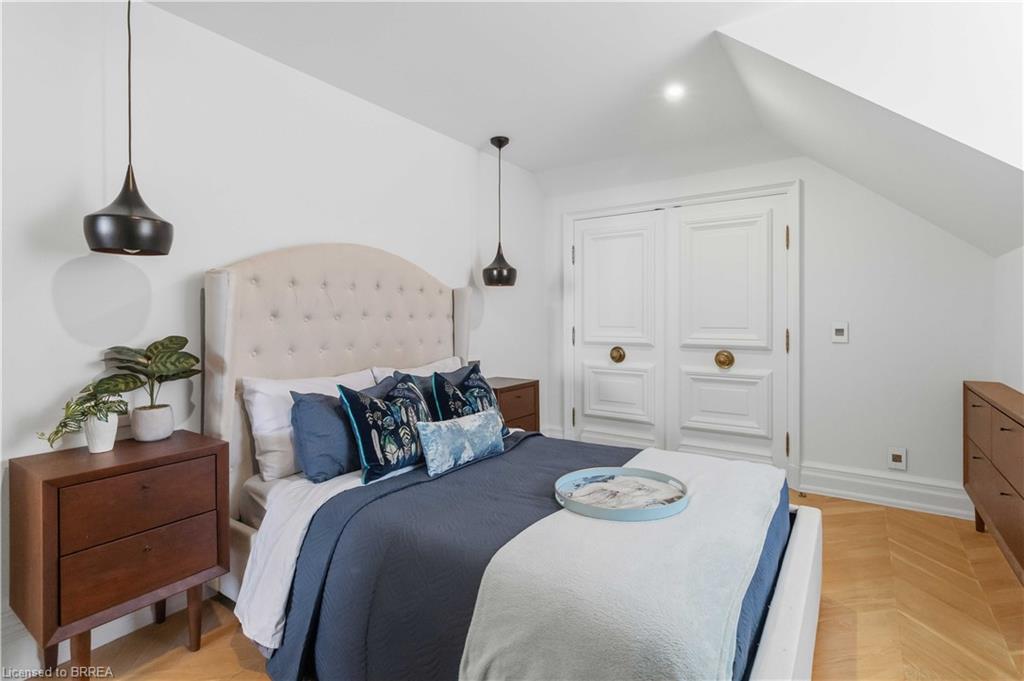 8 Tutela Heights Road Property Photo 38