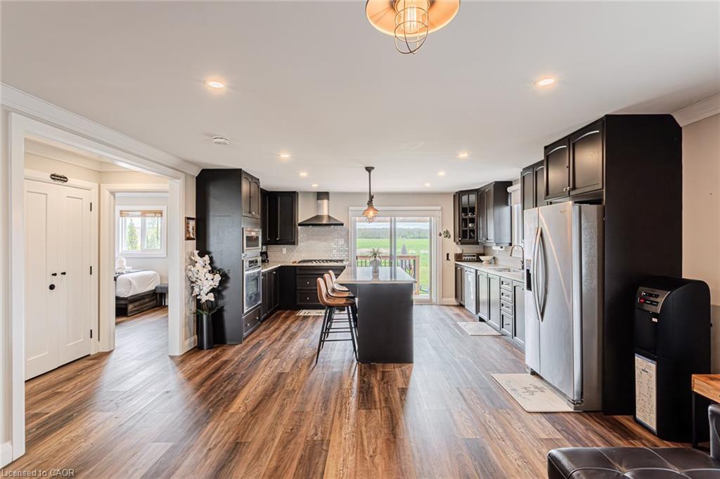 1231 Lakeshore Road Property Photo 20