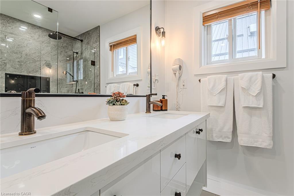 1231 Lakeshore Road Property Photo 28