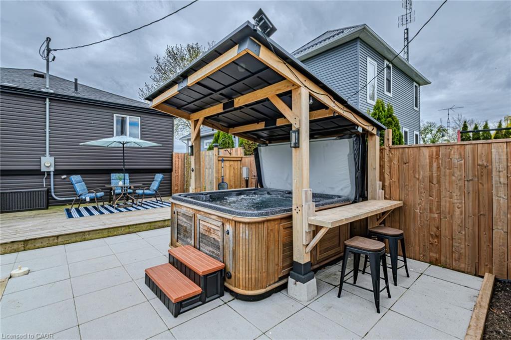 1231 Lakeshore Road Property Photo 38