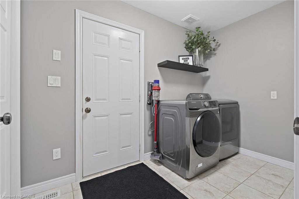 45 Linden Avenue Property Photo 21