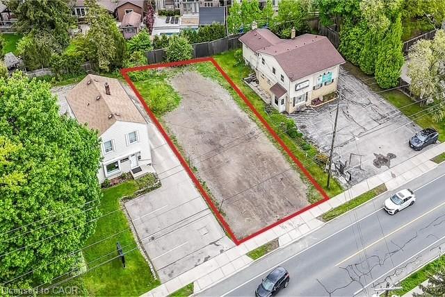 51 Wilson Street E Property Photo 3