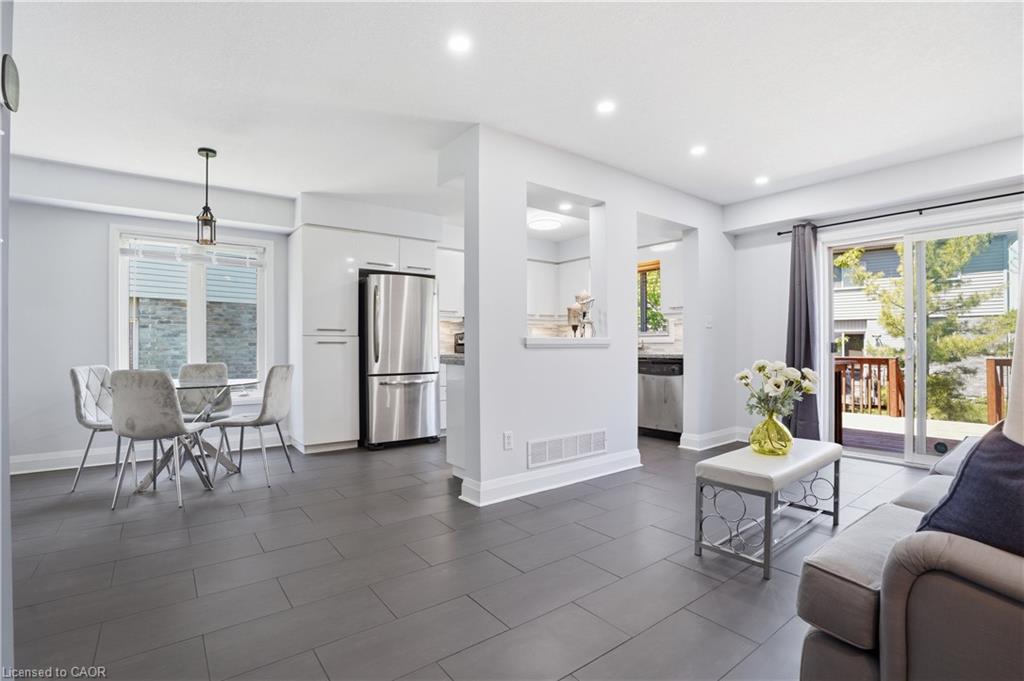 G30-7 Upper Mercer Street Property Photo 6