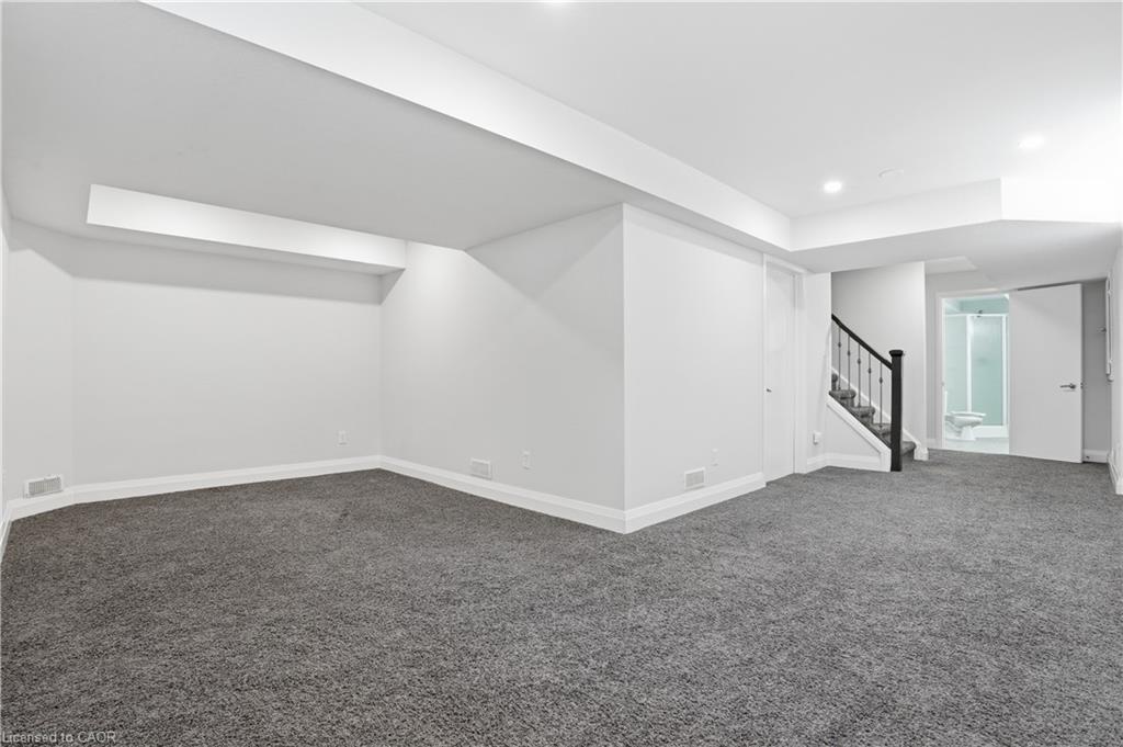 G30-7 Upper Mercer Street Property Photo 27