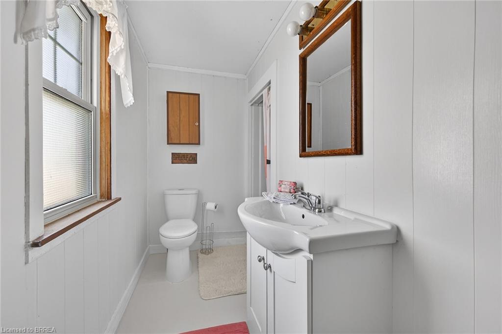 88 Erie Boulevard Property Photo 21