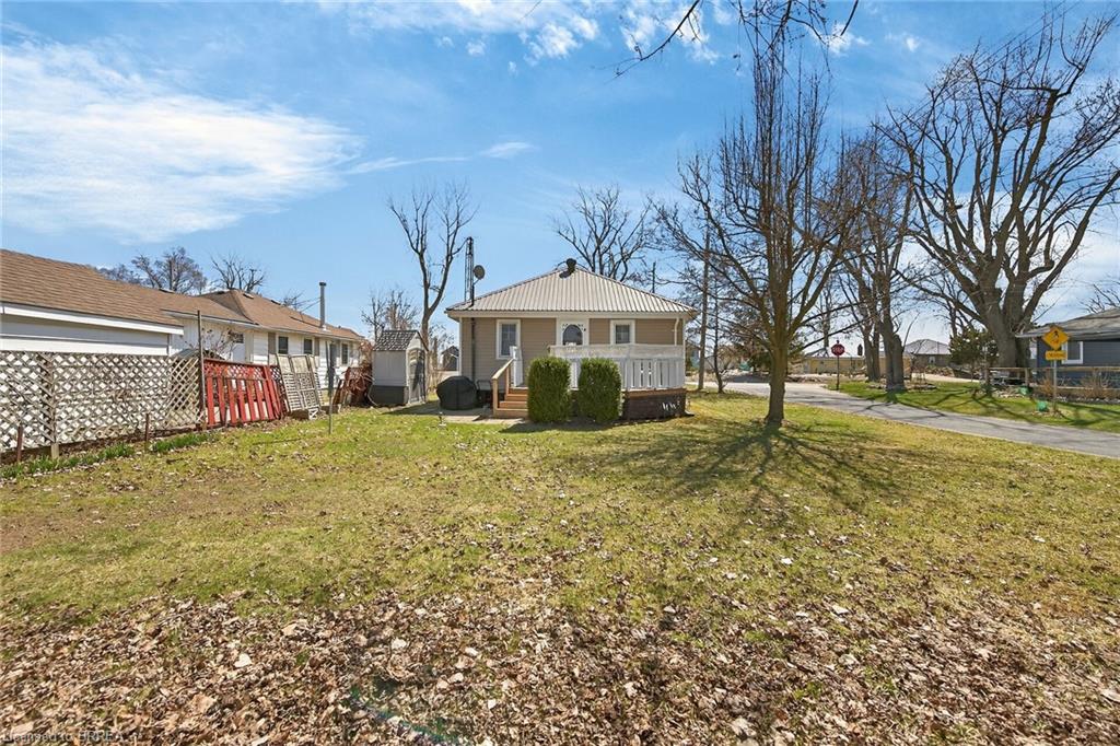 88 Erie Boulevard Property Photo 26