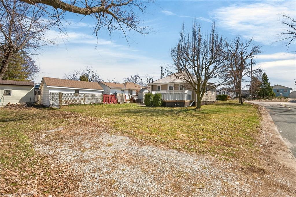88 Erie Boulevard Property Photo 27