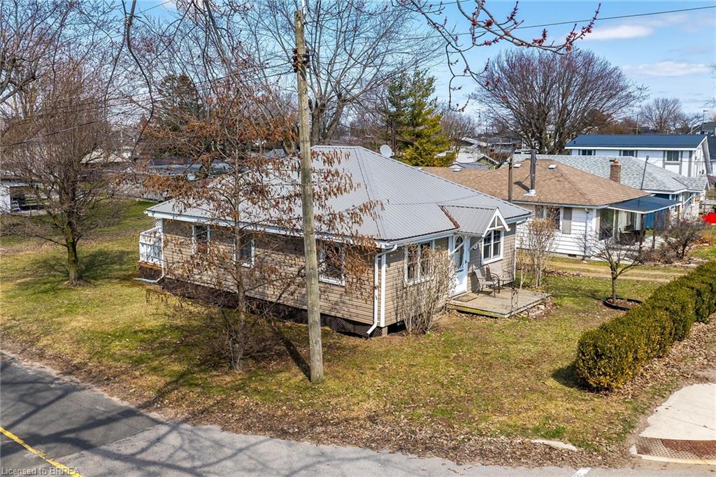 88 Erie Boulevard Property Photo 44