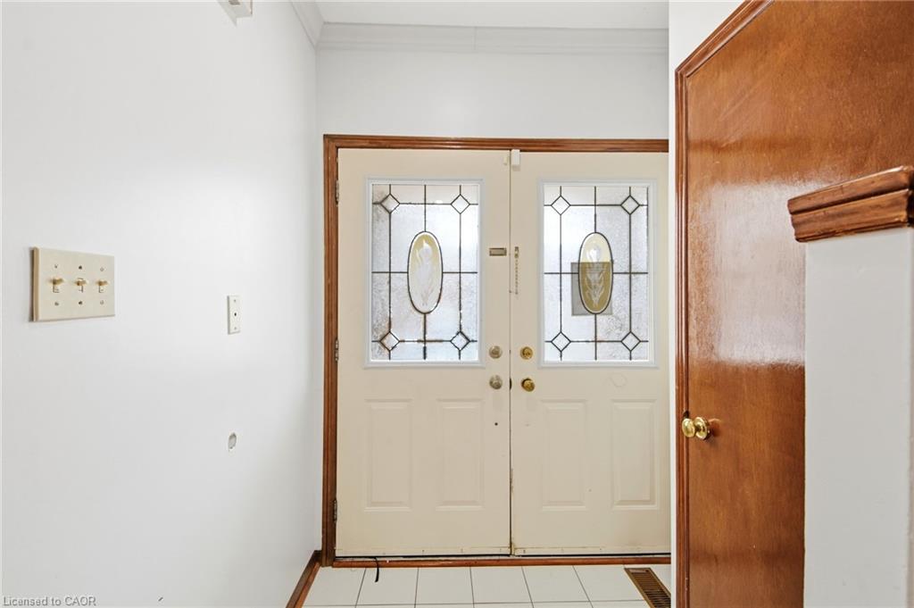 3 Forest Point Drive Property Photo 4