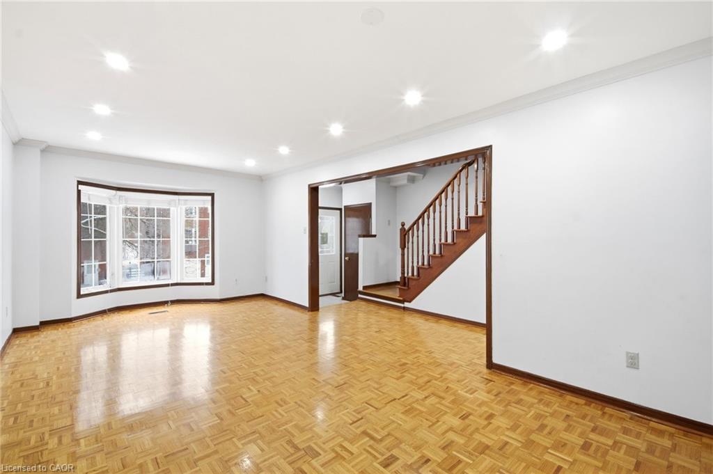 3 Forest Point Drive Property Photo 6