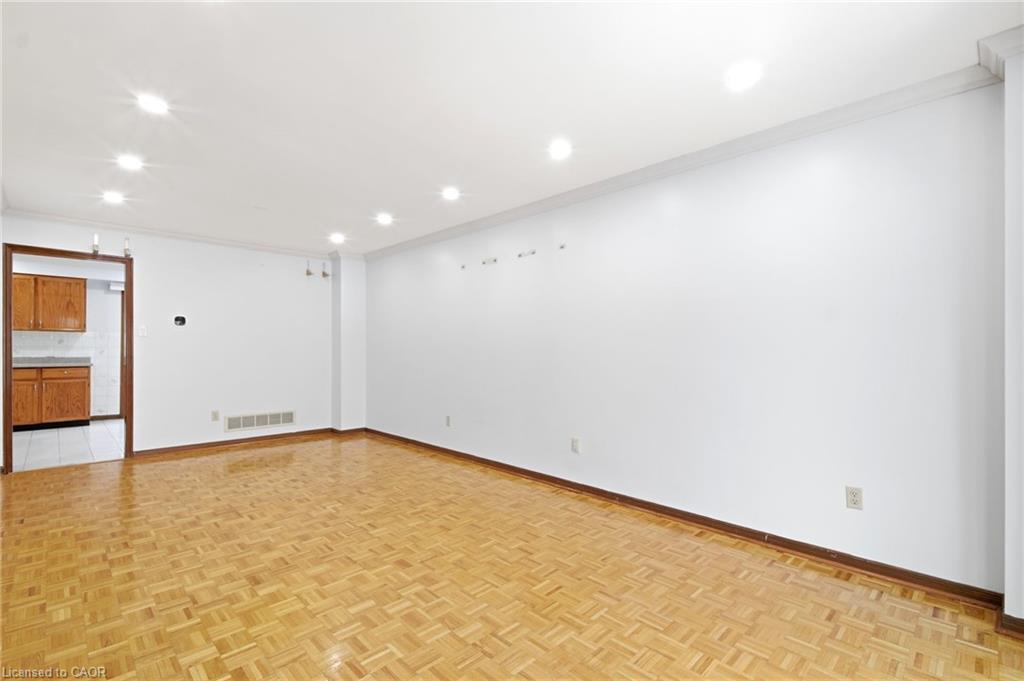 3 Forest Point Drive Property Photo 7