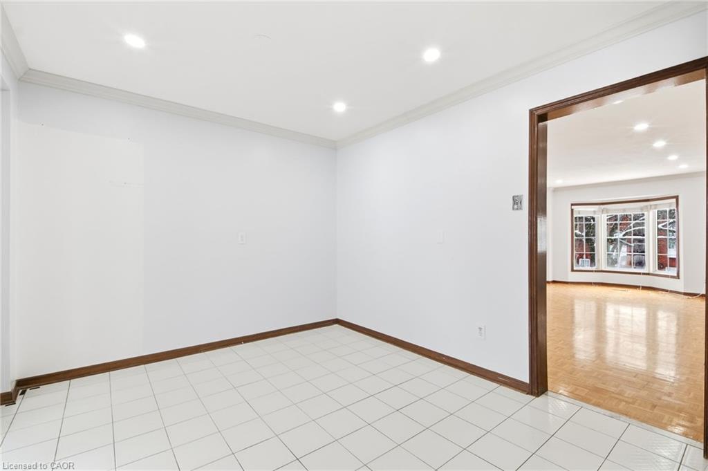 3 Forest Point Drive Property Photo 9