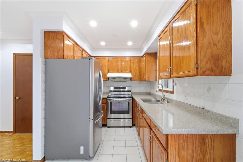 3 Forest Point Drive Property Photo 10