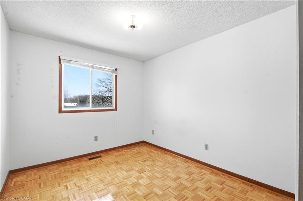 3 Forest Point Drive Property Photo 18