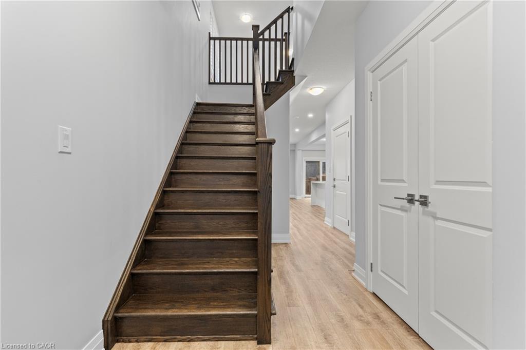 6649 Cropp Street Property Photo 4