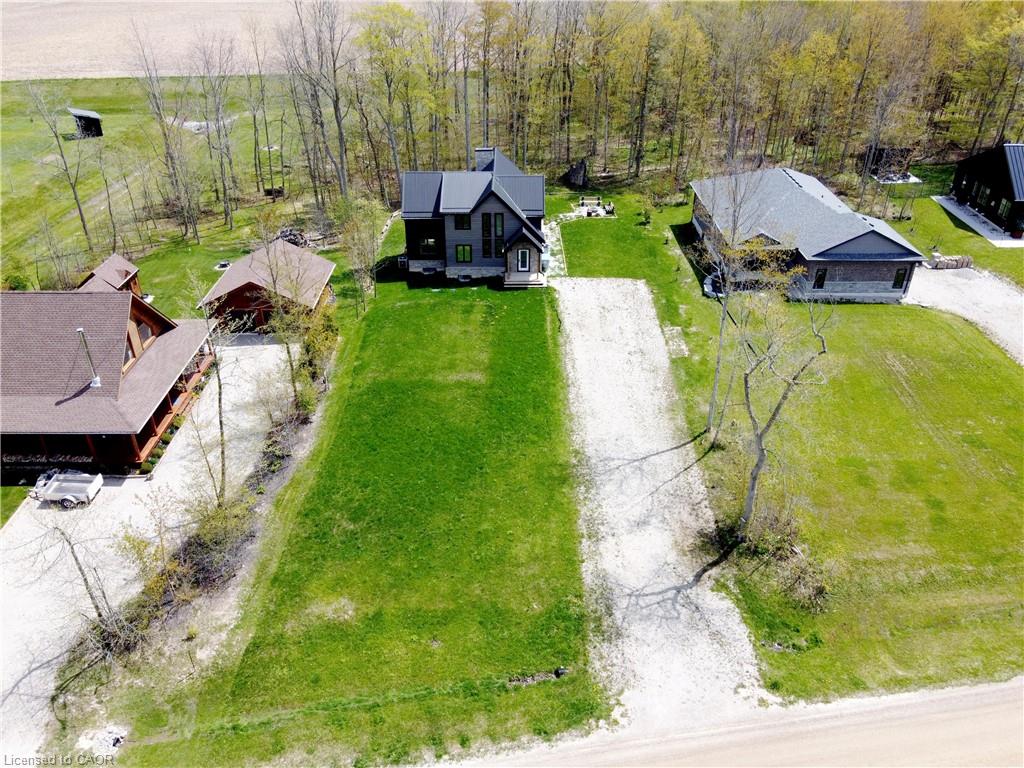 74362 Driftwood Drive Property Photo 3