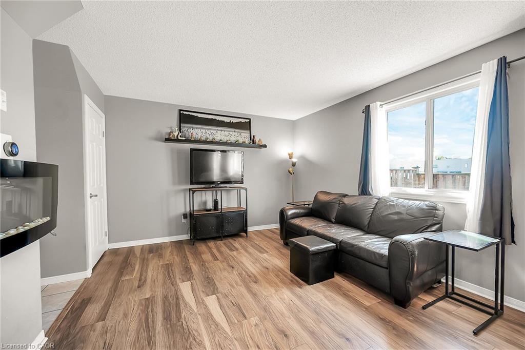 30-40 Braemar Avenue Property Photo 9