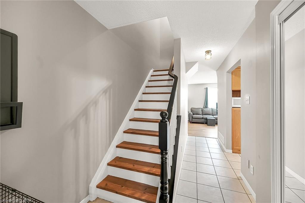 30-40 Braemar Avenue Property Photo 12