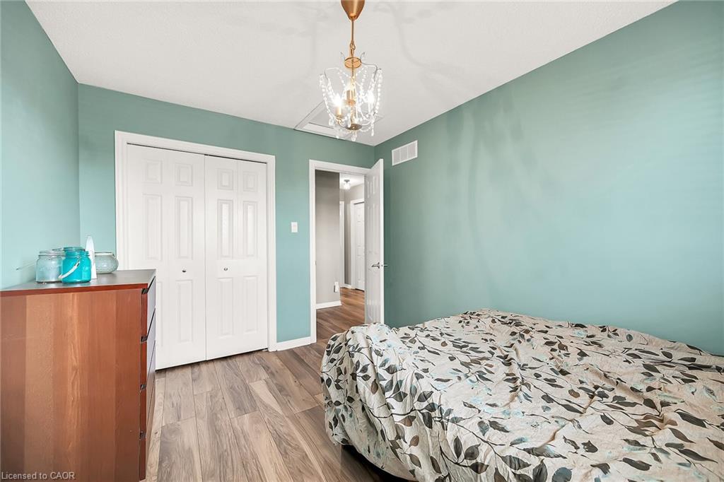 30-40 Braemar Avenue Property Photo 18