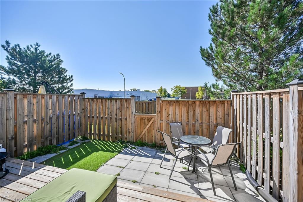 30-40 Braemar Avenue Property Photo 24