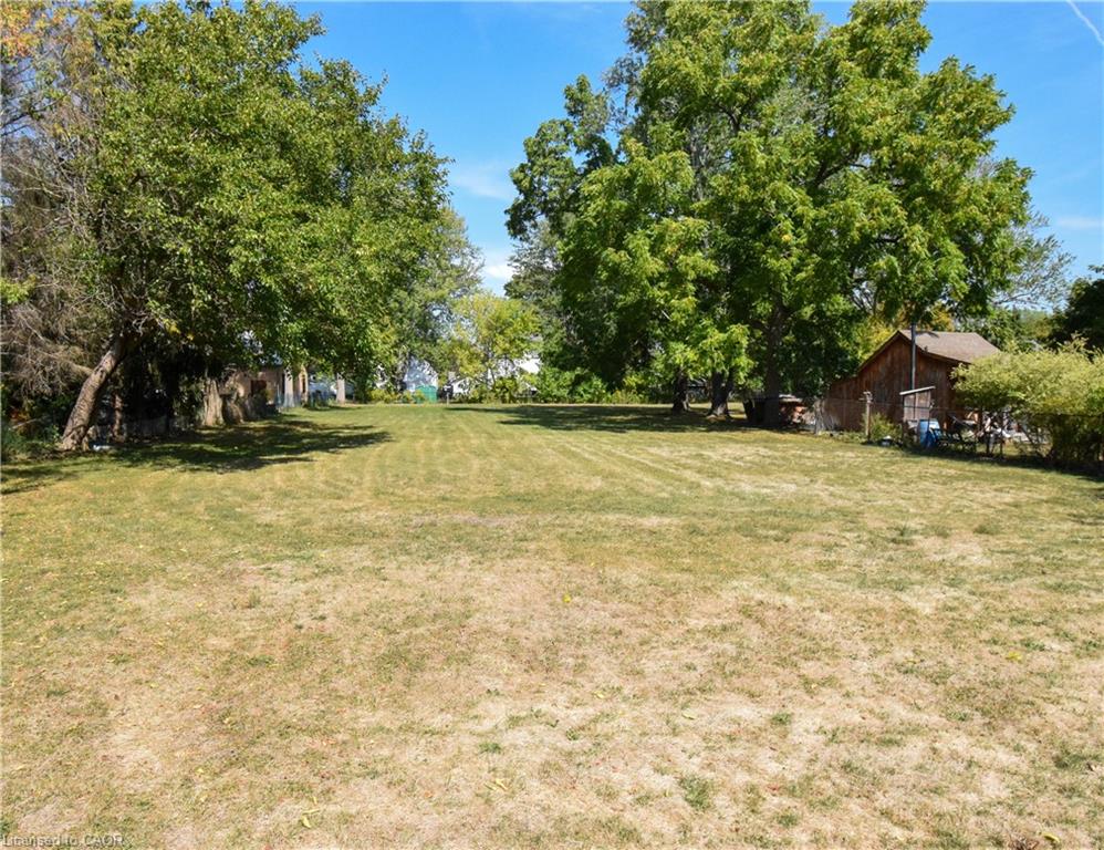 121 Cross Street E Property Photo 6