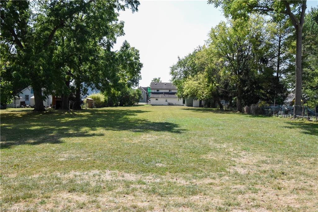 121 Cross Street E Property Photo 7