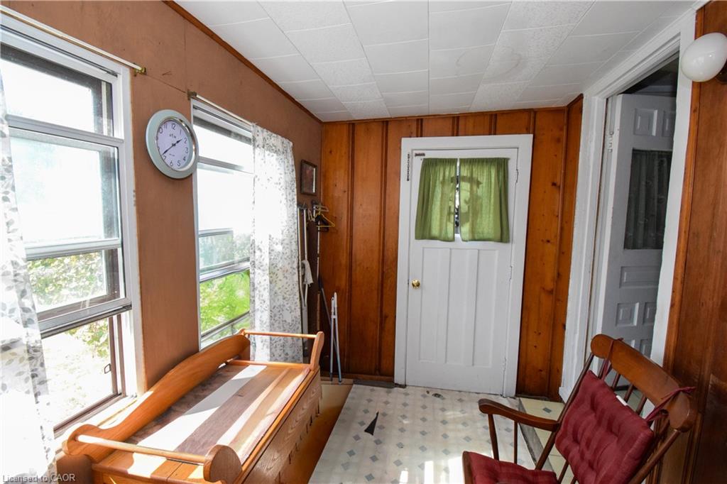 121 Cross Street E Property Photo 11