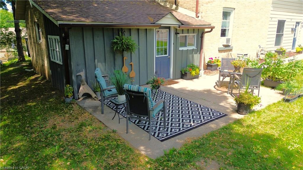 3 Page Street Property Photo 2