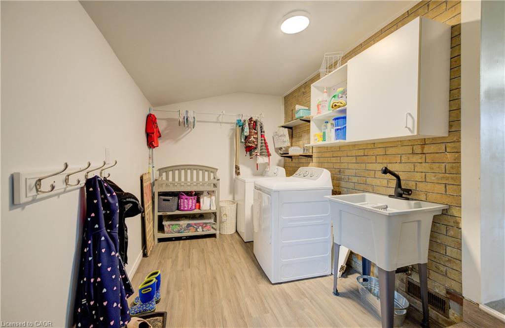 3 Page Street Property Photo 4