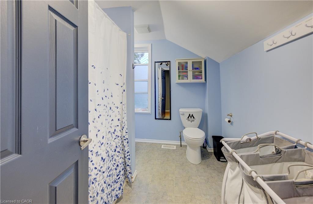 3 Page Street Property Photo 21