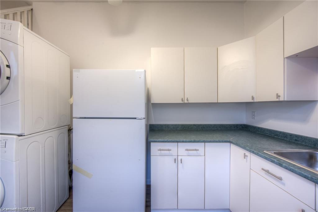 10 Bruce Street Property Photo 27