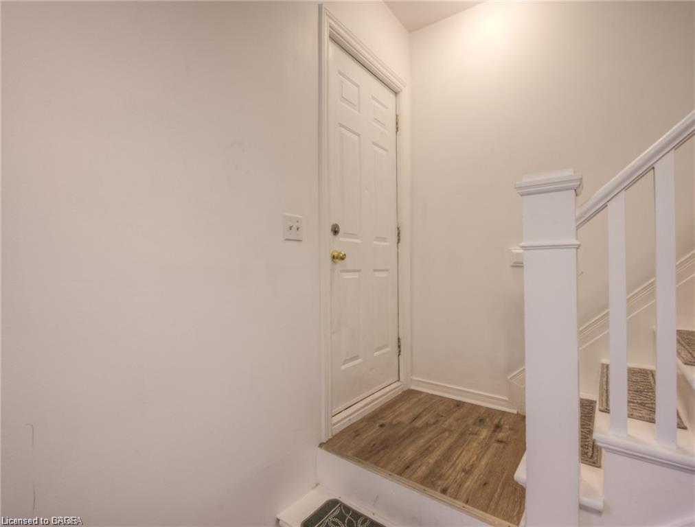 10 Bruce Street Property Photo 29