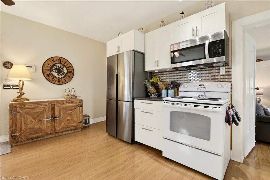 2330 Wilson Street W Property Photo 5