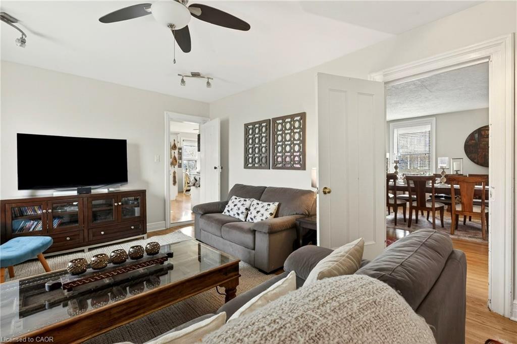 2330 Wilson Street W Property Photo 10
