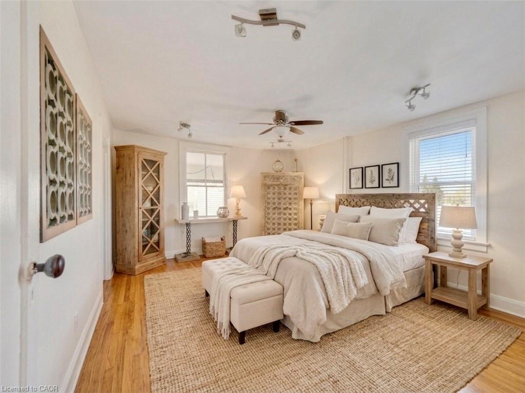 2330 Wilson Street W Property Photo 12