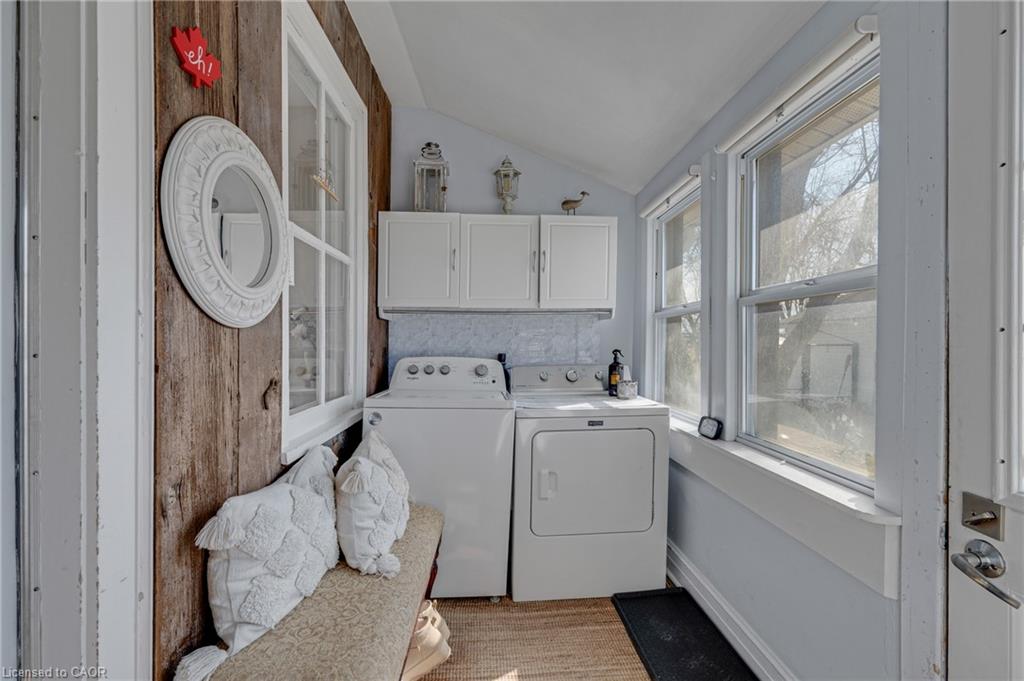 2330 Wilson Street W Property Photo 29