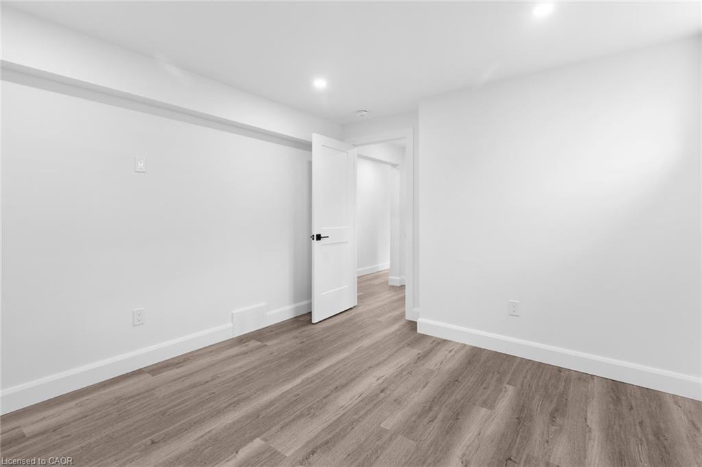 17 Church Street E Property Photo 19