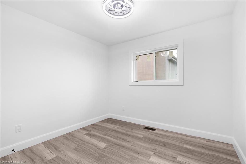 17 Church Street E Property Photo 21