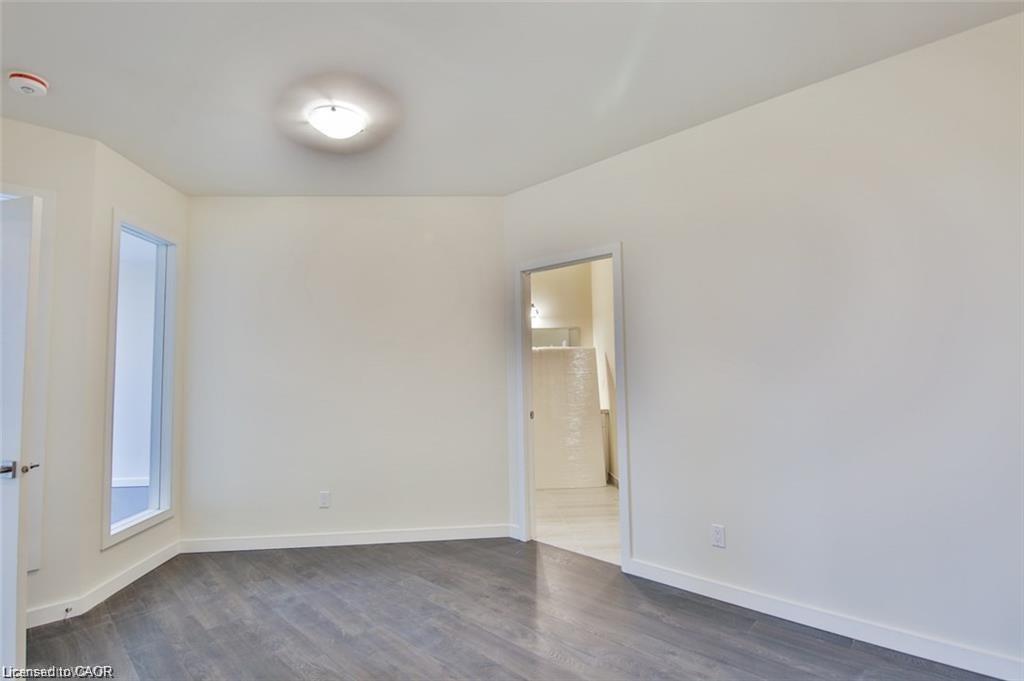 522-690 King Street W Property Photo 11