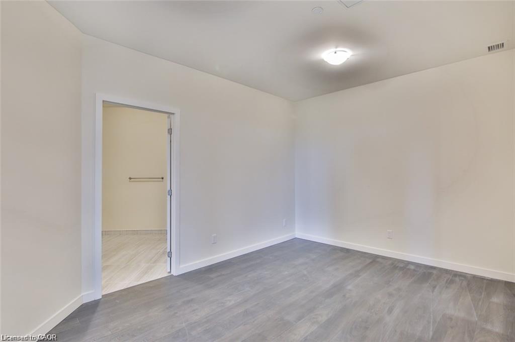 522-690 King Street W Property Photo 27