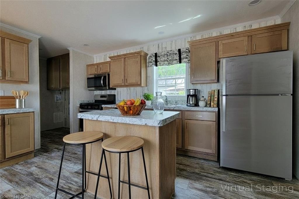 77 Park Lane Property Photo 7