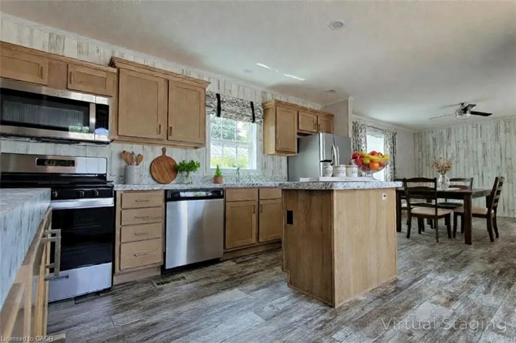 77 Park Lane Property Photo 9