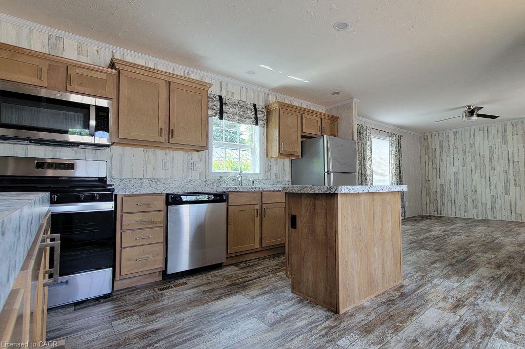 77 Park Lane Property Photo 10