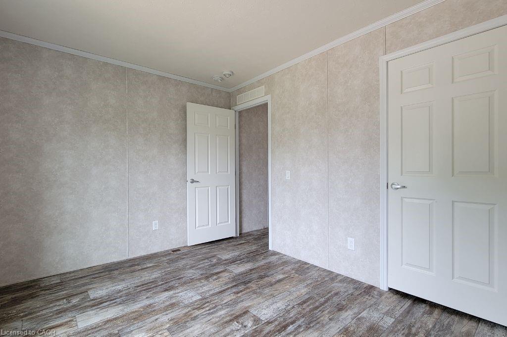 77 Park Lane Property Photo 20